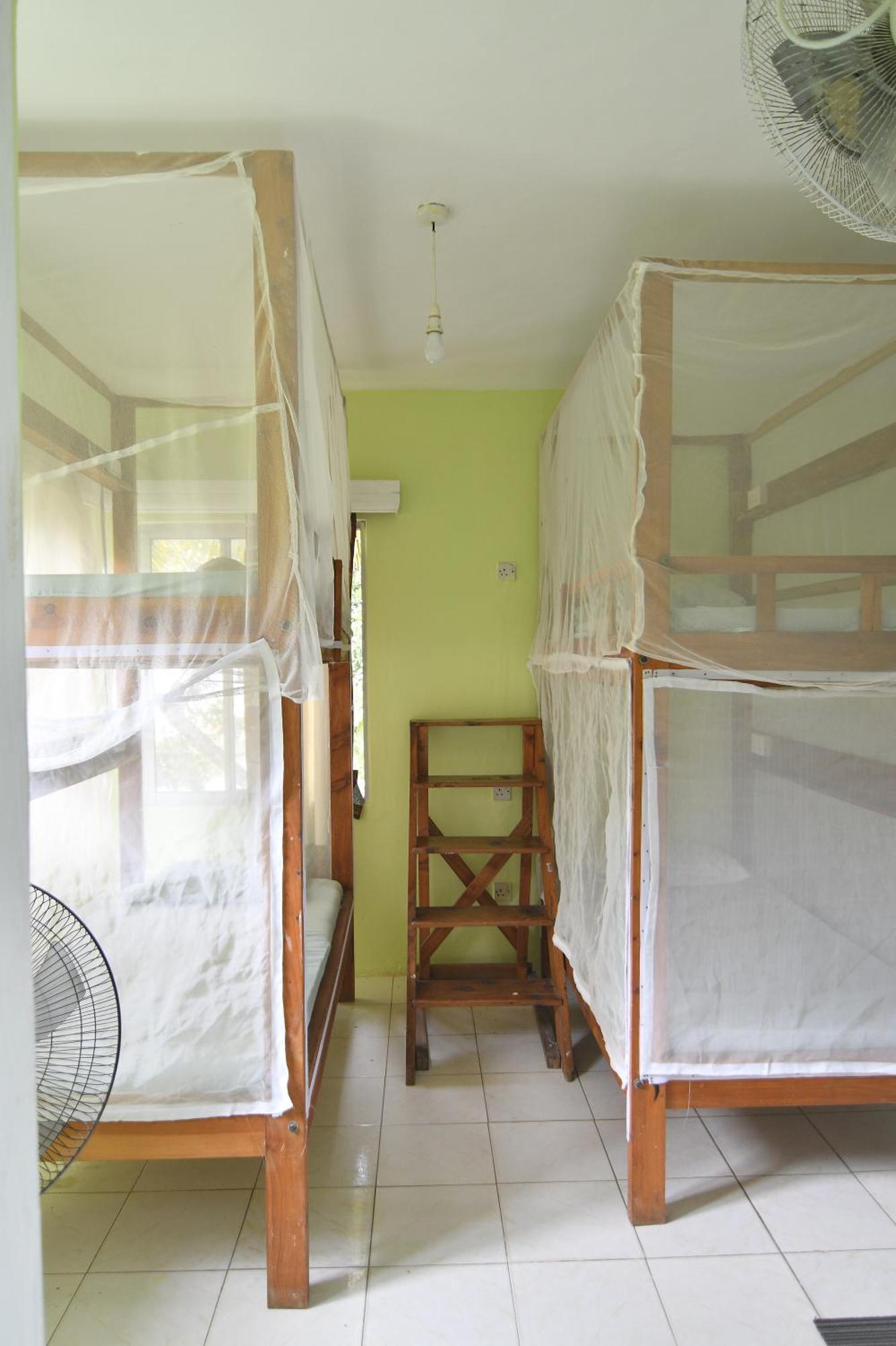 Hostel Tulia House Backpackers Mombasa Exterior foto